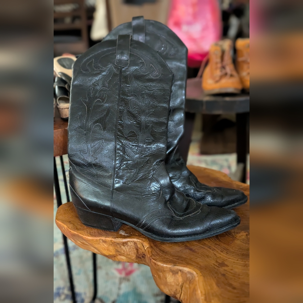 Vaneli Black Leather Western Boots
